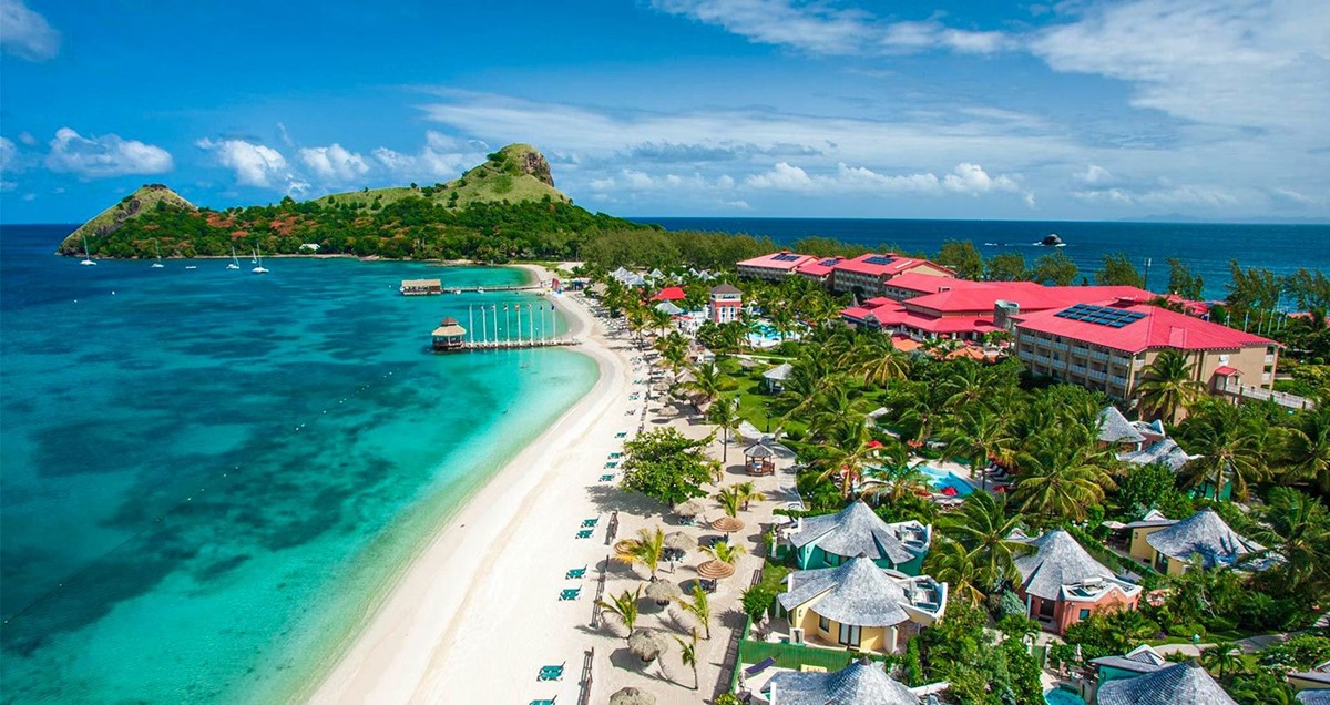 Essential Tips for Traveling to St lucia: What You Must Know